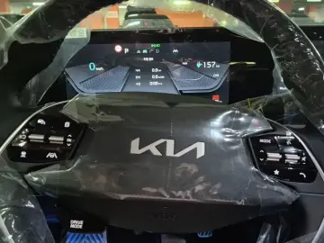 2022 Kia EV6 с пробегом 90 км