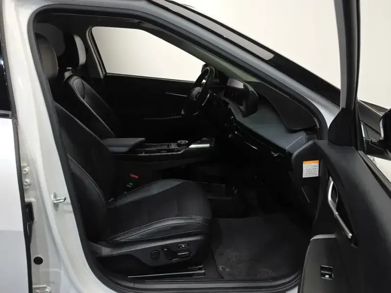 2022 Kia EV6 с пробегом 70 200 км