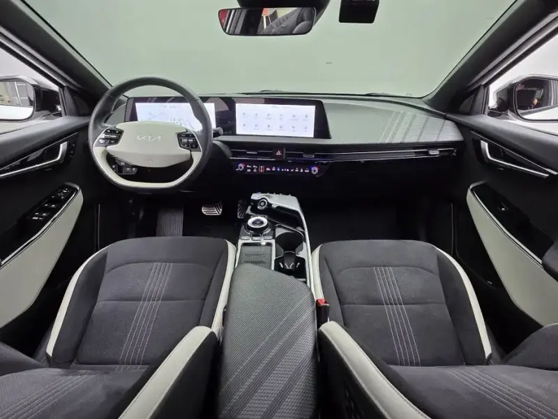 2022 Kia EV6 с пробегом 39 847 км