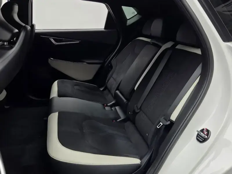 2022 Kia EV6 с пробегом 39 847 км