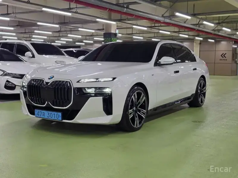 2023 BMW i7 с пробегом 94 239 км
