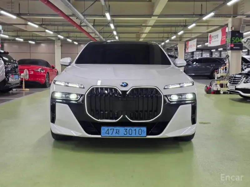 2023 BMW i7 с пробегом 94 239 км
