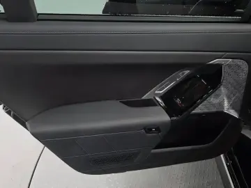 2023 BMW i7 с пробегом 50 761 км