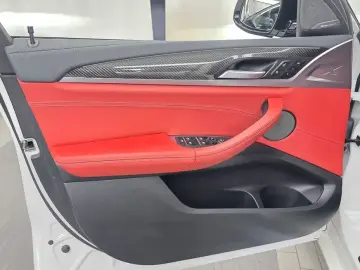 2023 BMW X5 M с пробегом 28 161 км
