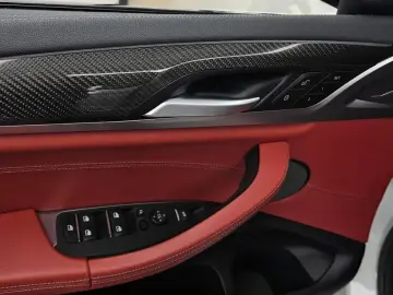 2023 BMW X5 M с пробегом 28 161 км
