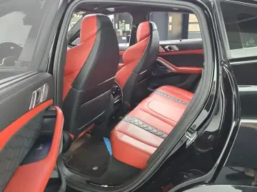 2021 BMW X6 M с пробегом 157 602 км