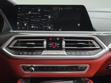 2021 BMW X6 M с пробегом 157 602 км