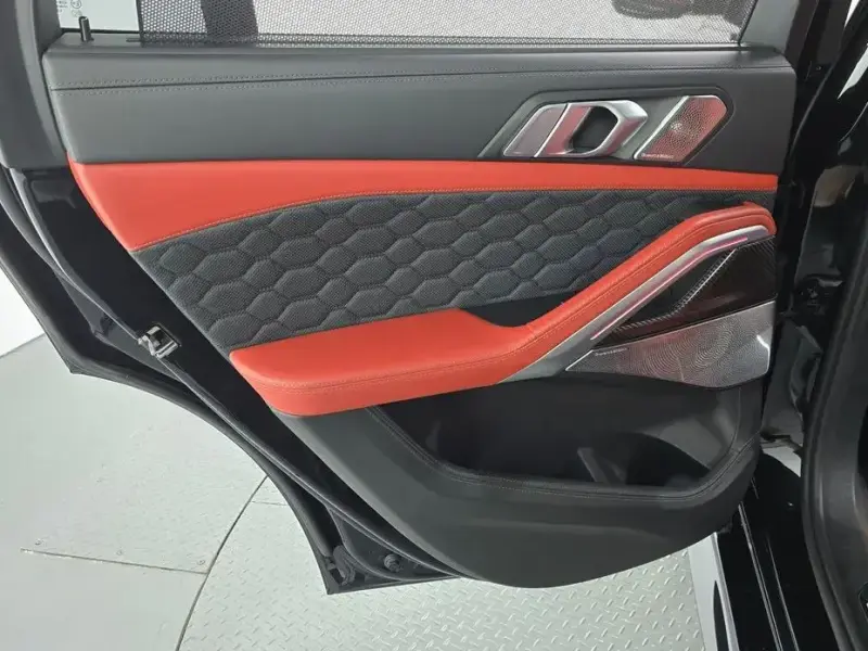 2021 BMW X6 M с пробегом 157 602 км