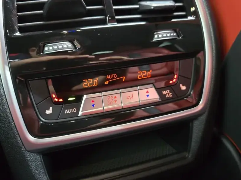 2021 BMW X6 M с пробегом 157 602 км