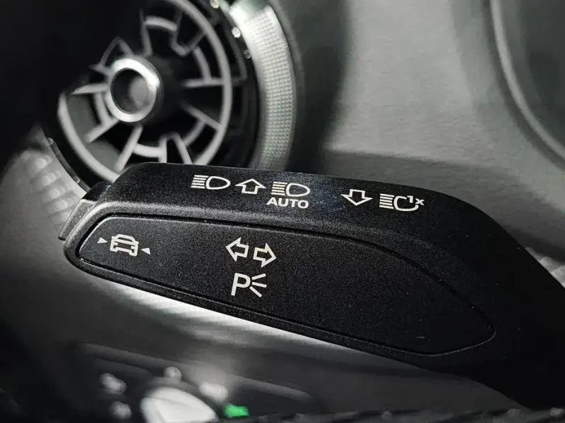 2023 Audi Q2 с пробегом 19 454 км