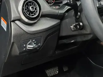 2023 Audi Q2 с пробегом 19 454 км