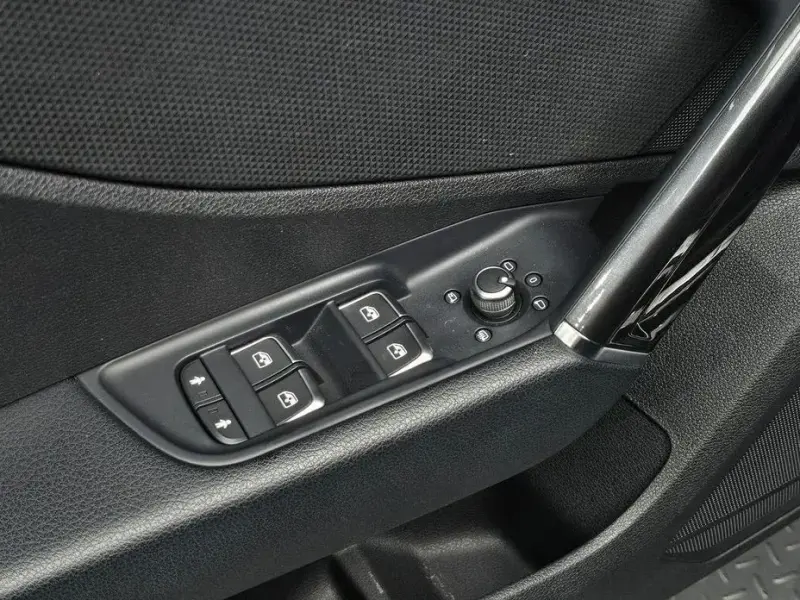 2023 Audi Q2 с пробегом 19 454 км