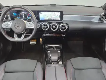 2022 Mercedes-Benz CLA с пробегом 12 970 км