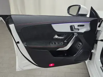 2021 Mercedes-Benz CLA с пробегом 84 945 км