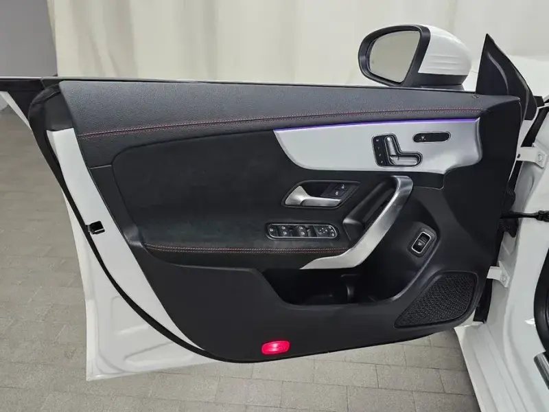2021 Mercedes-Benz CLA с пробегом 84 945 км