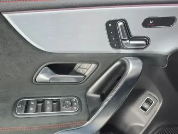 2022 Mercedes-Benz CLA с пробегом 12 970 км