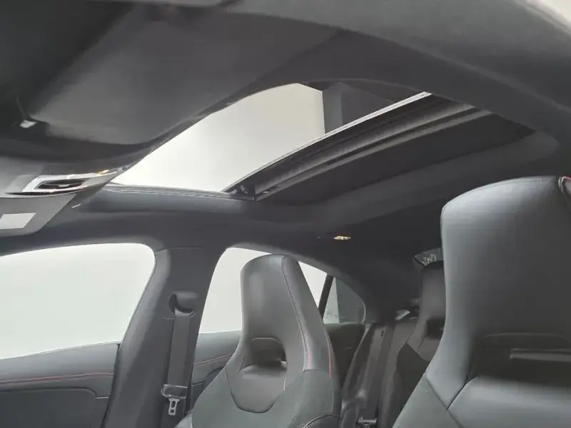 2022 Mercedes-Benz CLA с пробегом 12 970 км