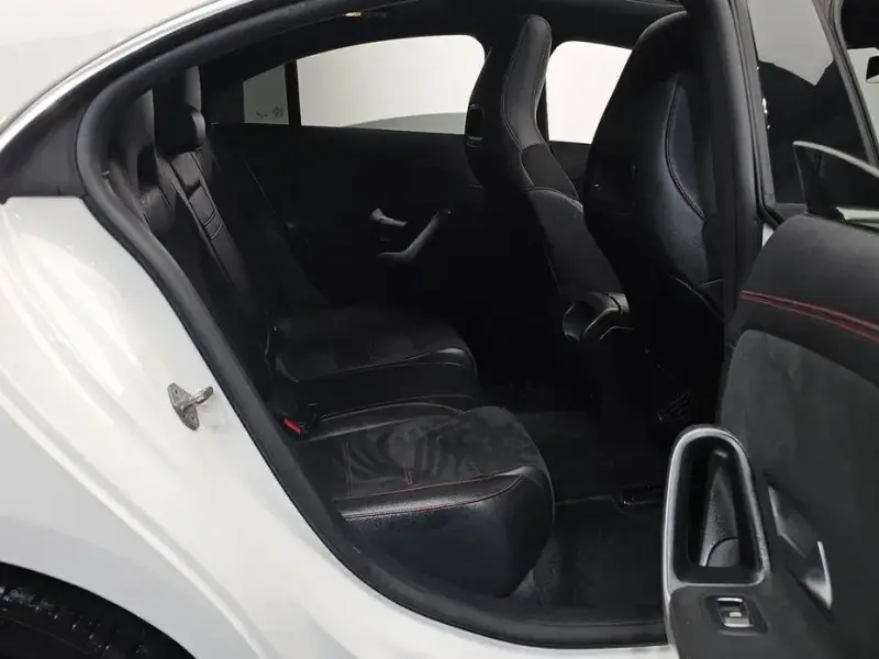 2022 Mercedes-Benz CLA с пробегом 101 321 км