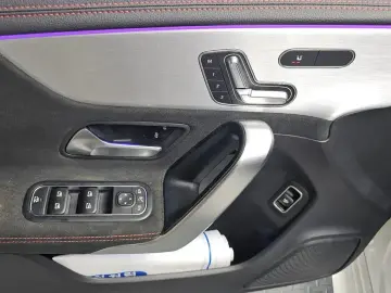 2022 Mercedes-Benz CLA с пробегом 101 321 км