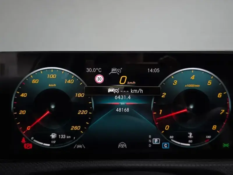 2022 Mercedes-Benz CLA с пробегом 48 168 км