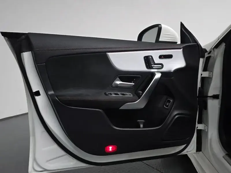 2022 Mercedes-Benz CLA с пробегом 48 168 км