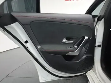 2022 Mercedes-Benz CLA с пробегом 48 168 км