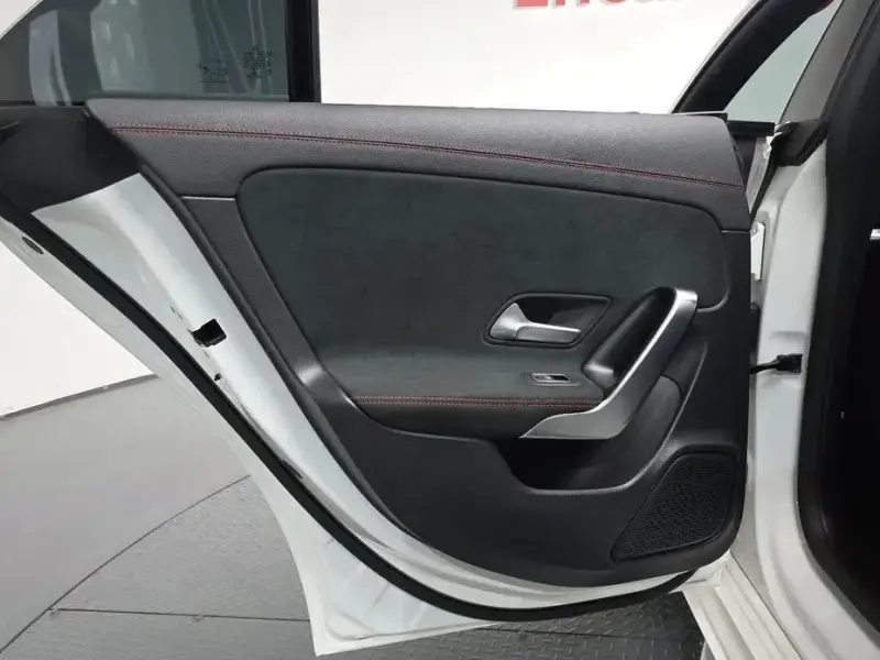 2022 Mercedes-Benz CLA с пробегом 48 168 км