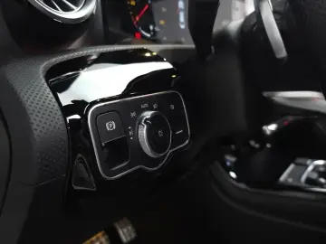 2022 Mercedes-Benz CLA с пробегом 48 168 км