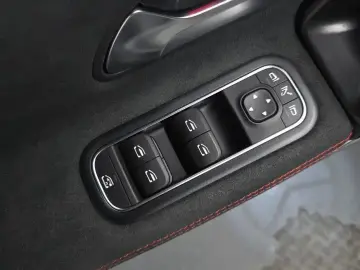 2022 Mercedes-Benz CLA с пробегом 48 168 км