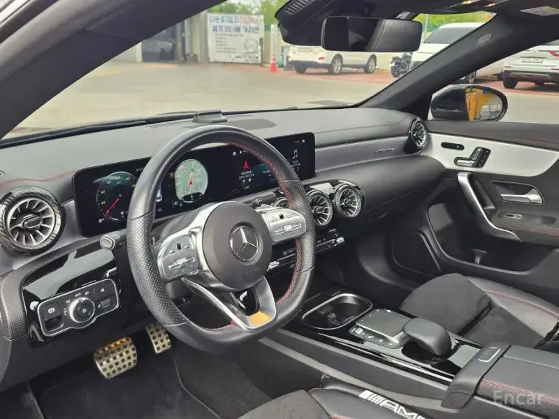 2021 Mercedes-Benz CLA с пробегом 114 000 км