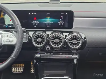 2021 Mercedes-Benz CLA с пробегом 114 000 км