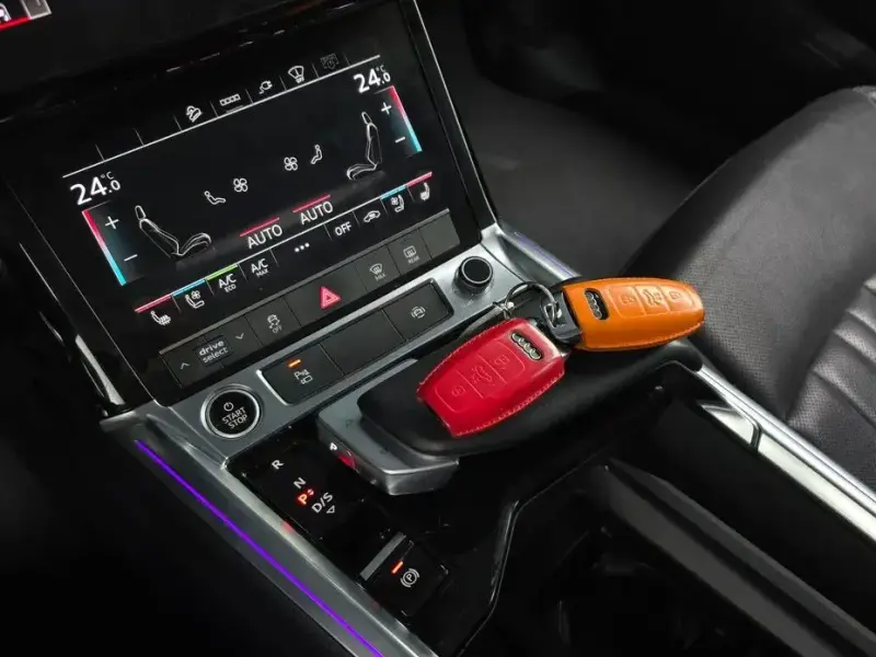 2021 Audi e-tron с пробегом 47 000 км