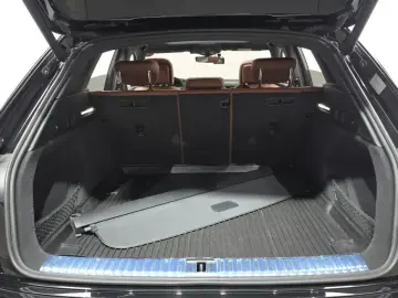 2021 Audi e-tron с пробегом 59 386 км
