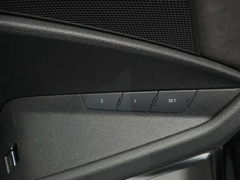 2021 Audi e-tron с пробегом 47 320 км