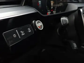 2021 Audi e-tron с пробегом 47 320 км