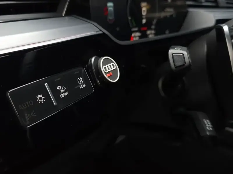 2021 Audi e-tron с пробегом 47 320 км