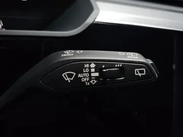 2021 Audi e-tron с пробегом 47 320 км