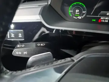2020 Audi e-tron с пробегом 60 180 км