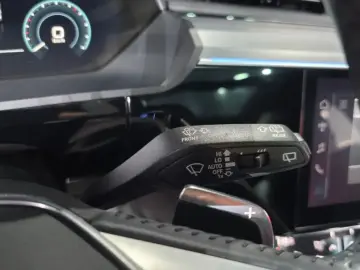 2020 Audi e-tron с пробегом 60 180 км