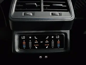 2021 Audi e-tron с пробегом 47 320 км