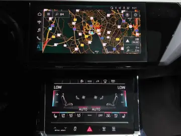 2022 Audi e-tron с пробегом 51 473 км