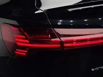2022 Audi e-tron с пробегом 51 473 км