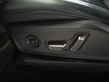 2022 Audi e-tron с пробегом 51 473 км