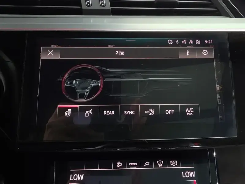 2022 Audi e-tron с пробегом 51 473 км