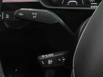 2022 Audi e-tron с пробегом 51 473 км