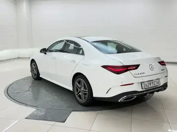 2025 Mercedes-Benz CLA с пробегом 12 183 км