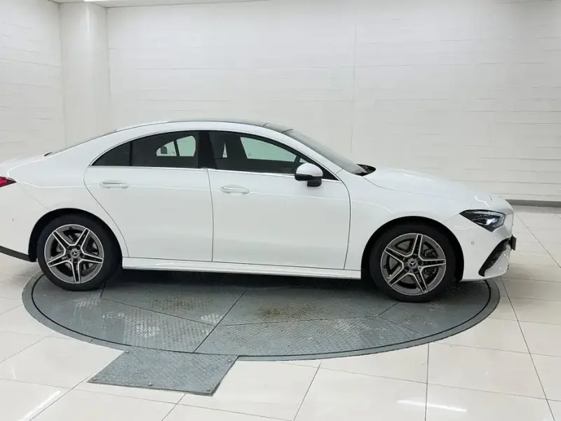 2025 Mercedes-Benz CLA с пробегом 12 183 км