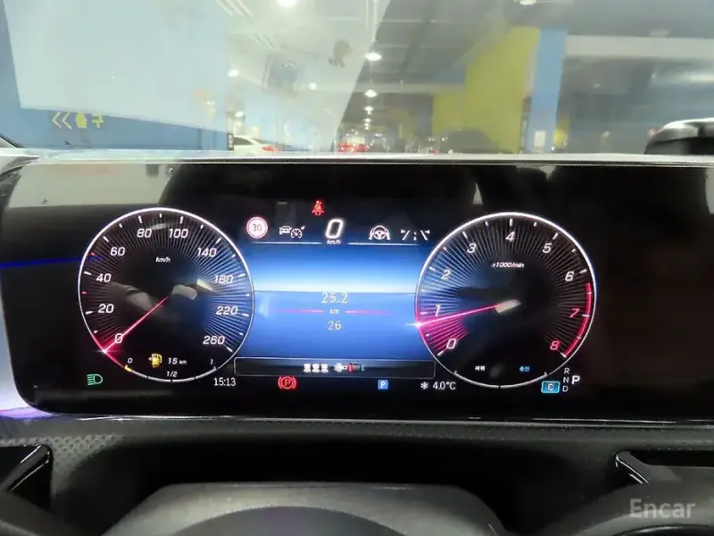 2025 Mercedes-Benz CLA с пробегом 26 км