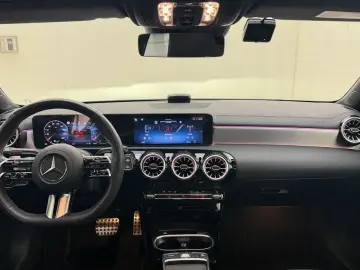 2025 Mercedes-Benz CLA с пробегом 12 183 км