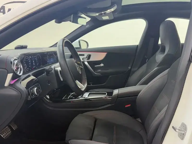 2025 Mercedes-Benz CLA с пробегом 12 183 км
